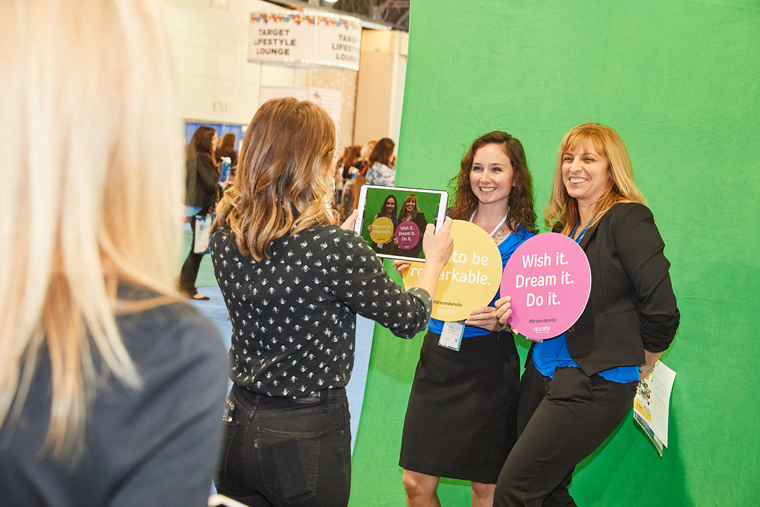 Image 1_PA Conference for Women attendees particpate in QVC Group's #dreamdaredo social activation.